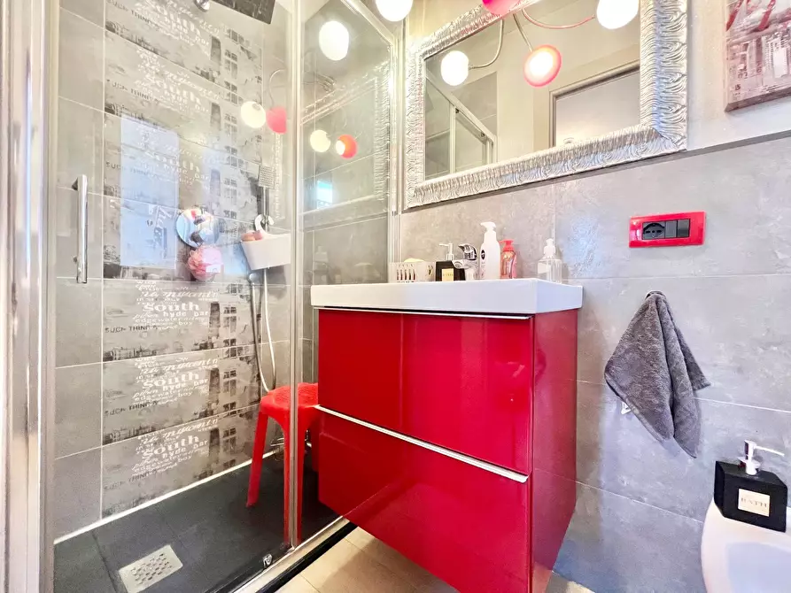 Immagine 41 di Appartamento in vendita  in via guido rossa 25 a Castelnuovo Berardenga