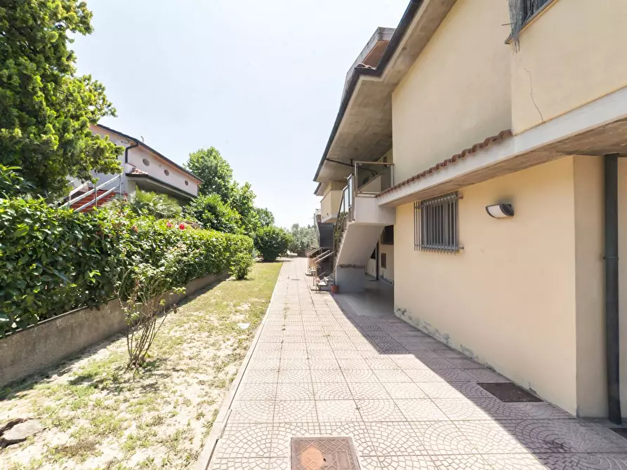 Immagine 40 di Appartamento in vendita  in C.DA SAN SILVESTRO 49 a Silvi