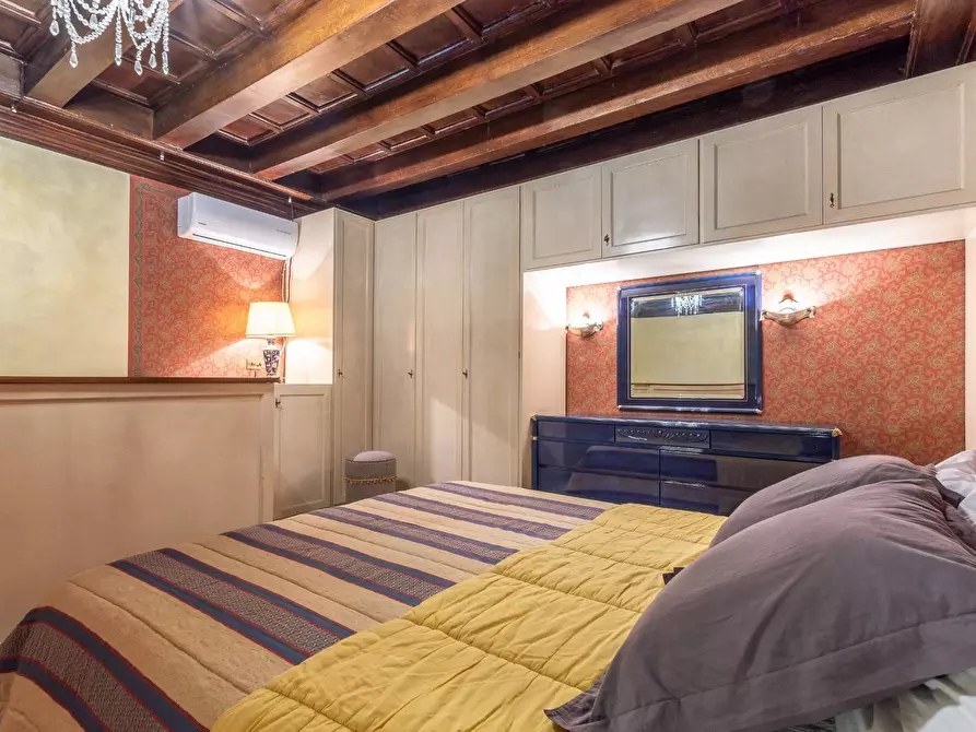 Immagine 25 di Appartamento in affitto  in via ghibellina 81 a Firenze