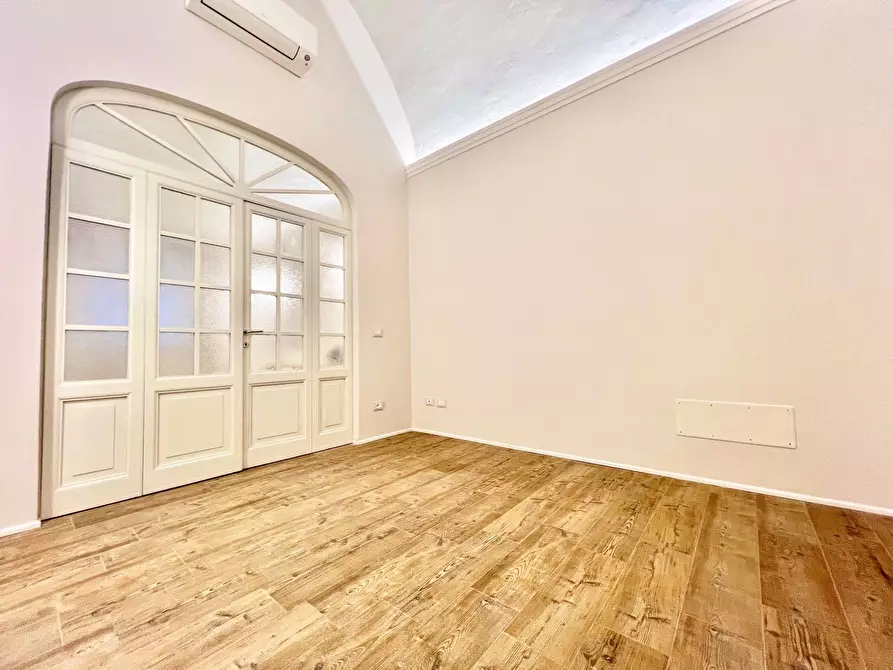 Immagine 3 di Appartamento in vendita  in via del porrione 74 a Siena