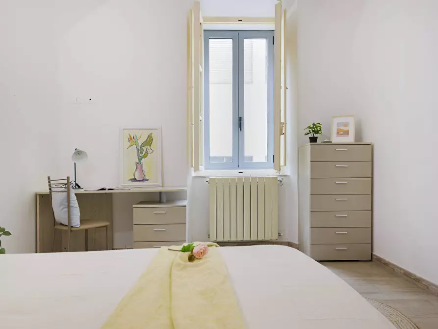 Immagine 3 di Appartamento in vendita  in viale Cavour 126 a Siena