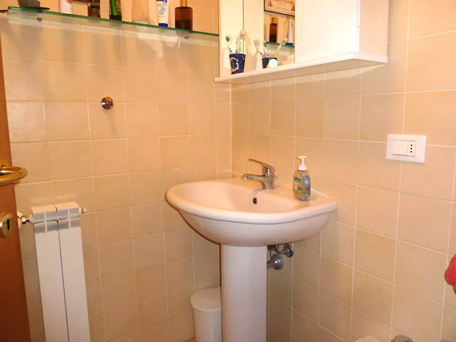 Immagine 6 di Appartamento in affitto  in piazza bachelet 1 a Castelnuovo Berardenga