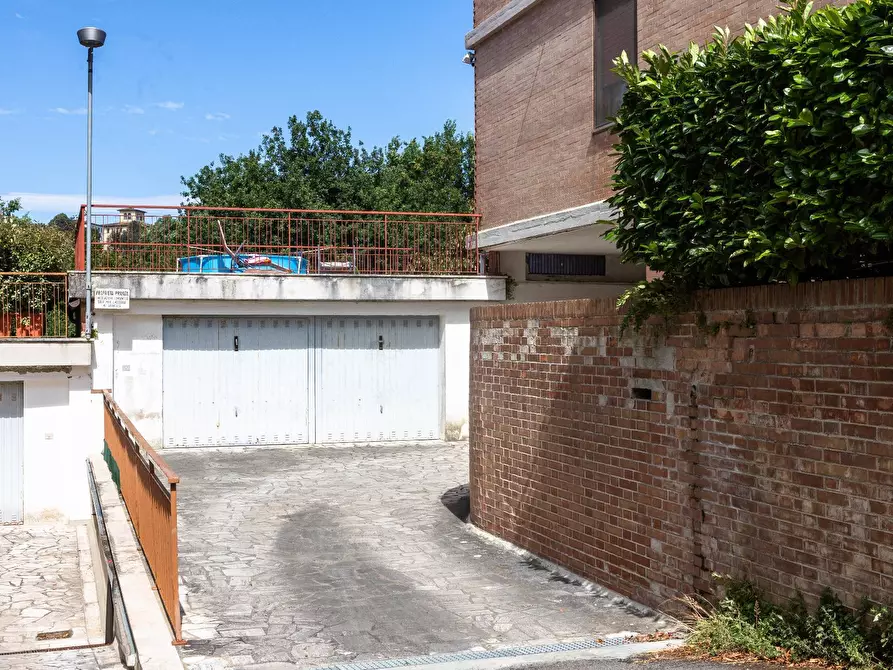 Immagine 34 di Appartamento in vendita  in via val D'Aosta 28 a Monteriggioni