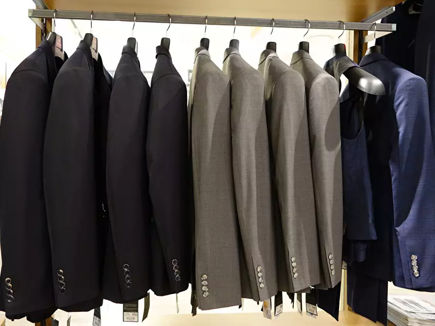 Immagine 23 di Locale commerciale in vendita  in via quattro novembre 62 a San Casciano In Val Di Pesa