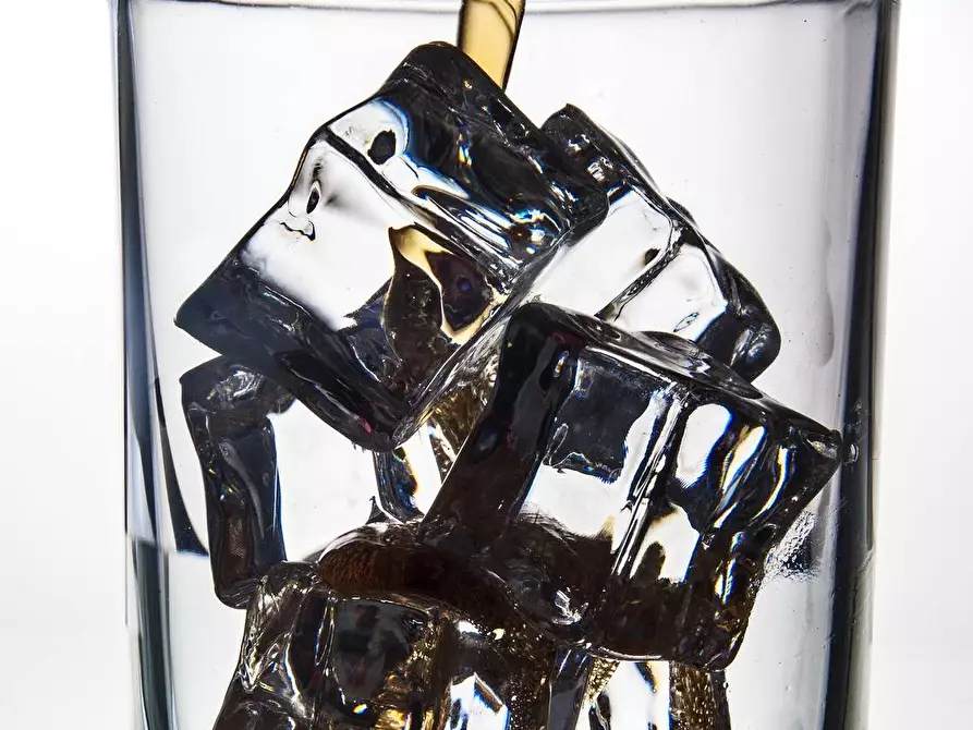 Immagine 15 di Attività commerciale in vendita  in Piazza Pietro Leopoldo 1 a Firenze