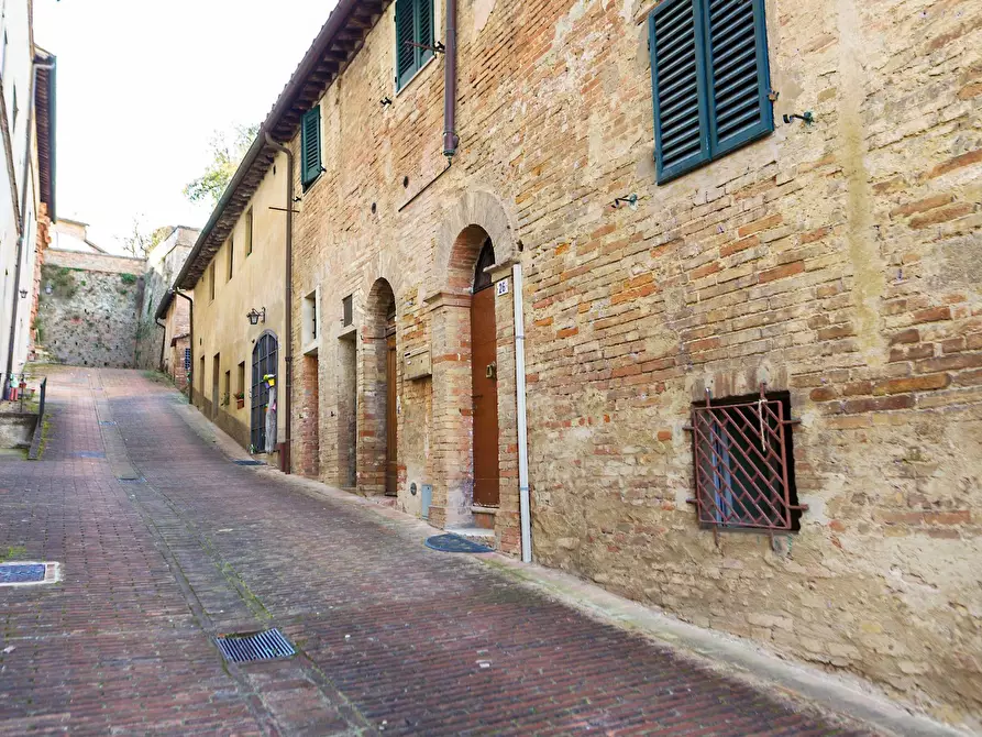 Immagine 31 di Appartamento in vendita  in STRADA GROSSETANA 26 a Siena