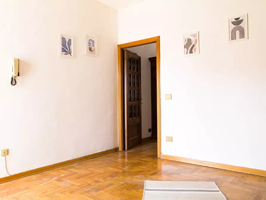 Immagine 13 di Appartamento in vendita  in via principale 204 a Siena