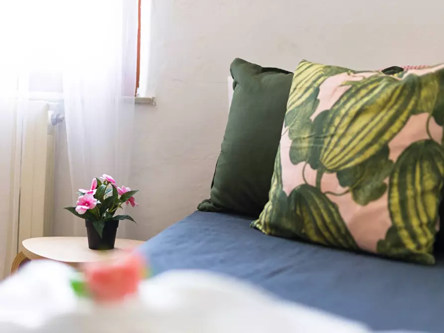 Immagine 15 di Appartamento in vendita  in via principale 204 a Siena