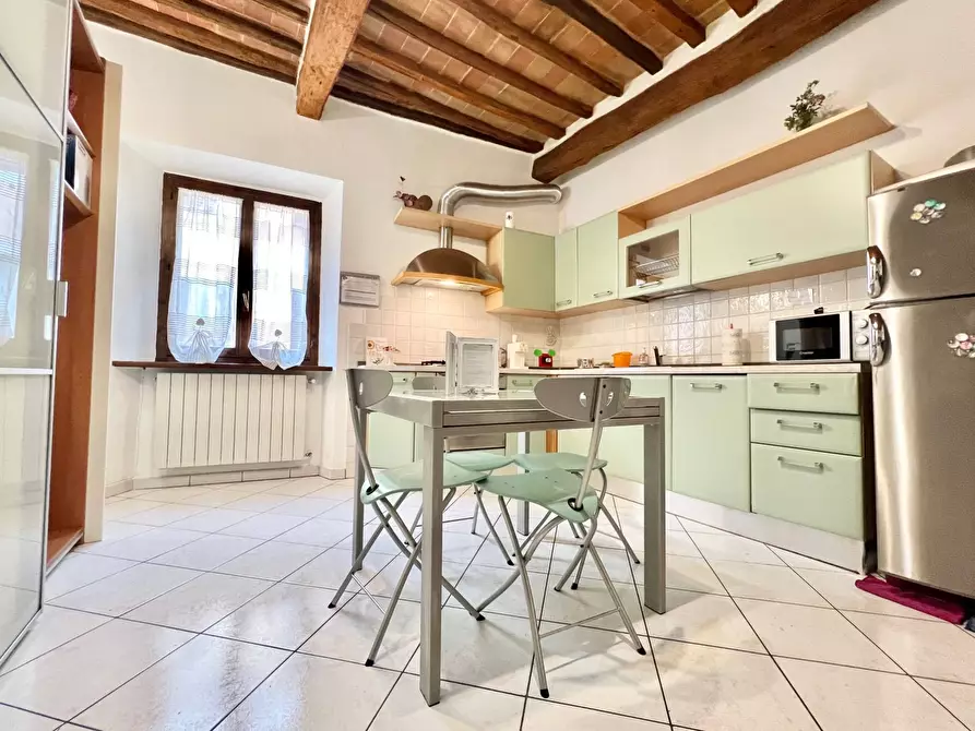 Immagine 2 di Appartamento in vendita  in via giuseppe garibaldi 24 a Colle Di Val D'elsa