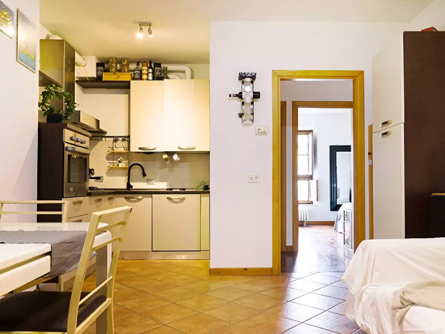 Immagine 5 di Appartamento in vendita  in Via Treves Frilli 3 a Poggibonsi