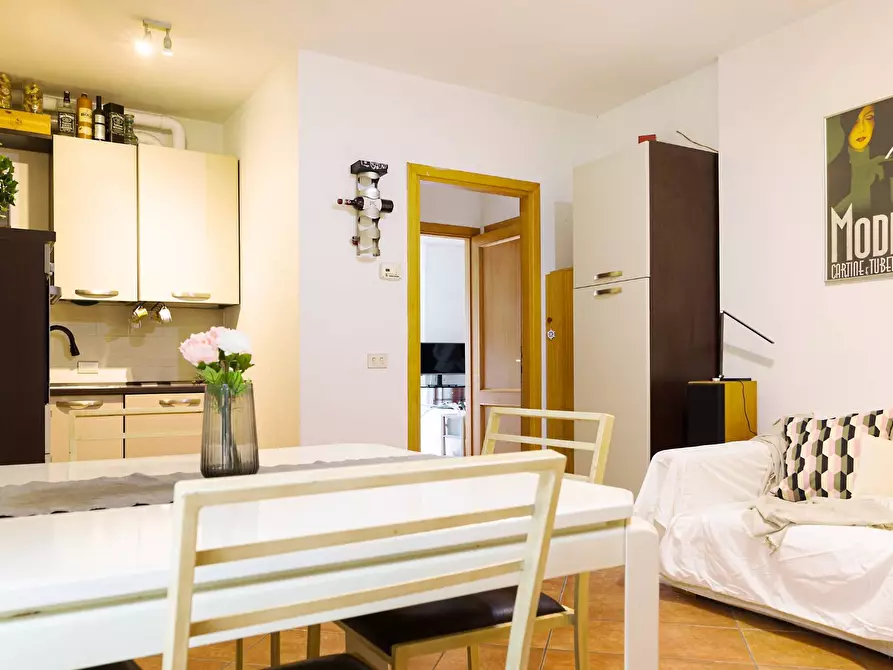 Immagine 3 di Appartamento in vendita  in Via Treves Frilli 3 a Poggibonsi