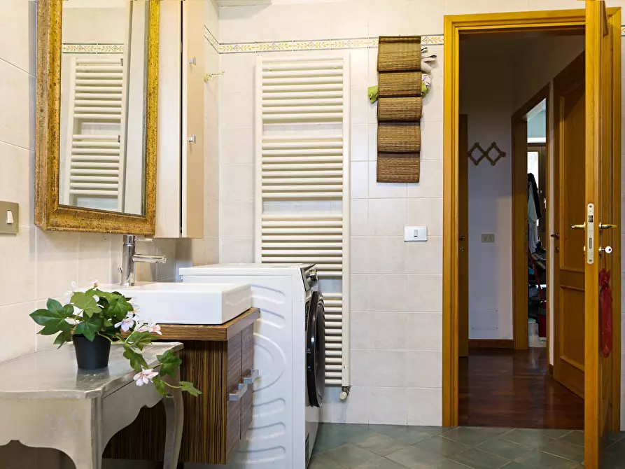 Immagine 19 di Appartamento in vendita  in Via Treves Frilli 3 a Poggibonsi