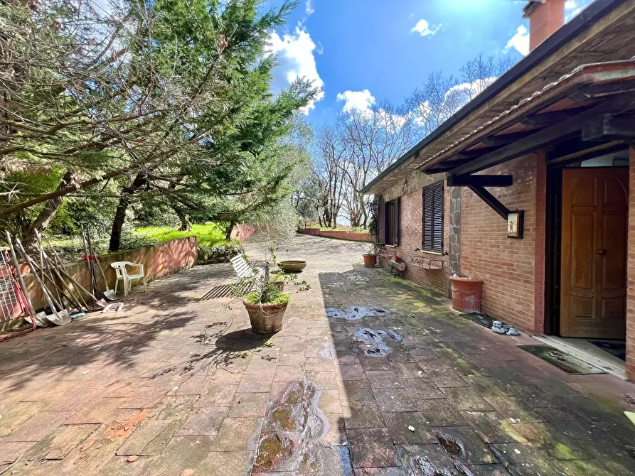 Immagine 14 di Appartamento in vendita  in strada di mocenni a Castelnuovo Berardenga