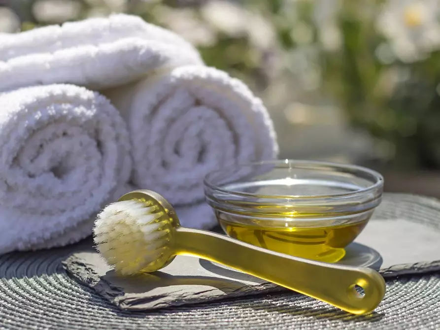 Immagine 2 di Attività commerciale in vendita  in porta camollia a Siena