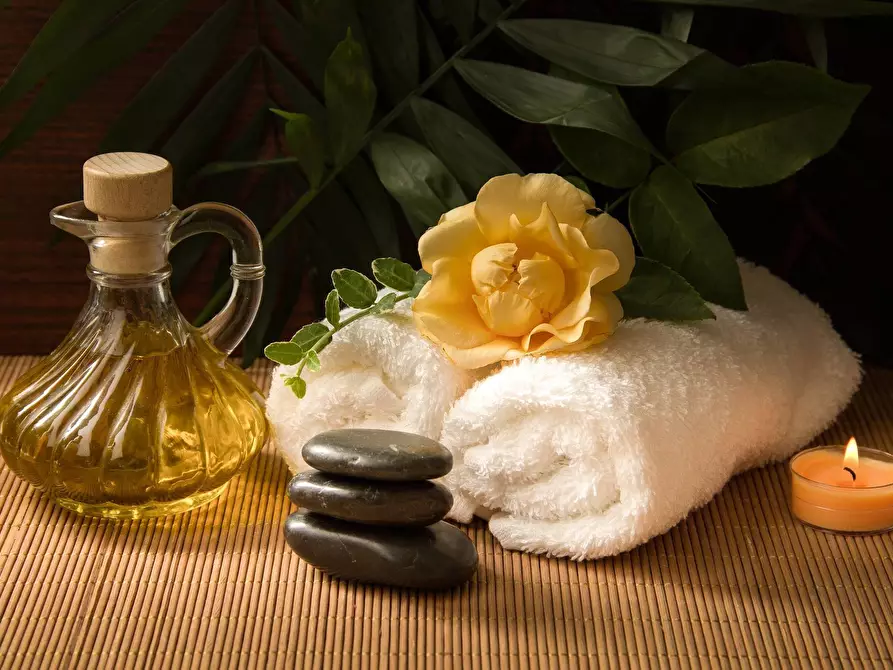 Immagine 7 di Attività commerciale in vendita  in porta camollia a Siena