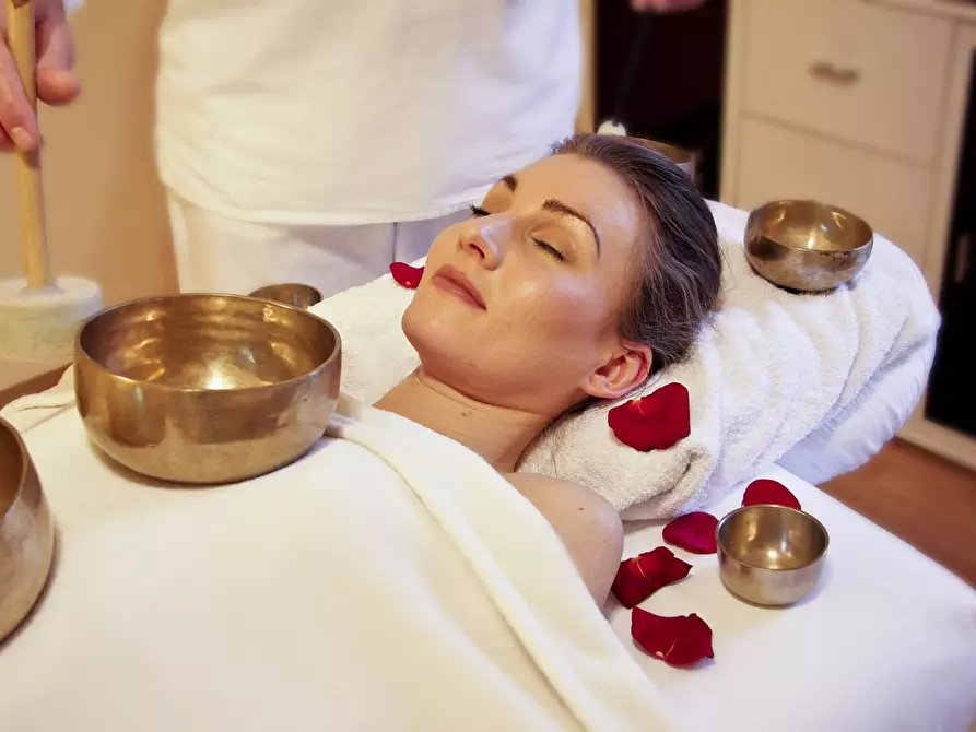 Immagine 19 di Attività commerciale in vendita  in porta camollia a Siena