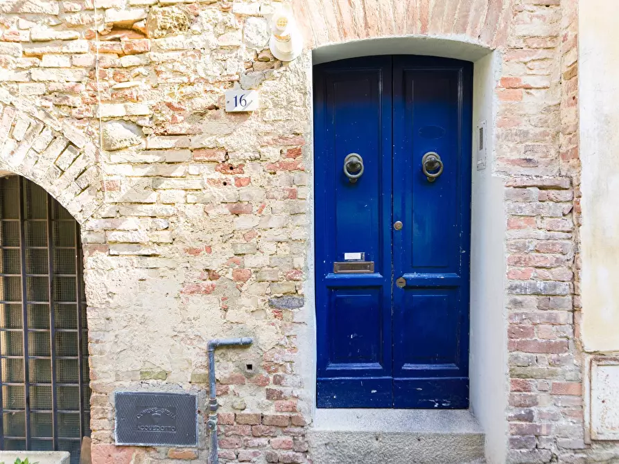 Immagine 1 di Casa indipendente in vendita  in vicolo del sambuco 16 a Siena