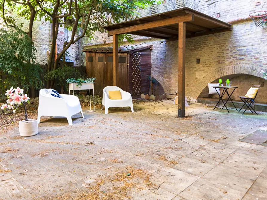 Immagine 10 di Casa indipendente in vendita  in vicolo del sambuco 16 a Siena