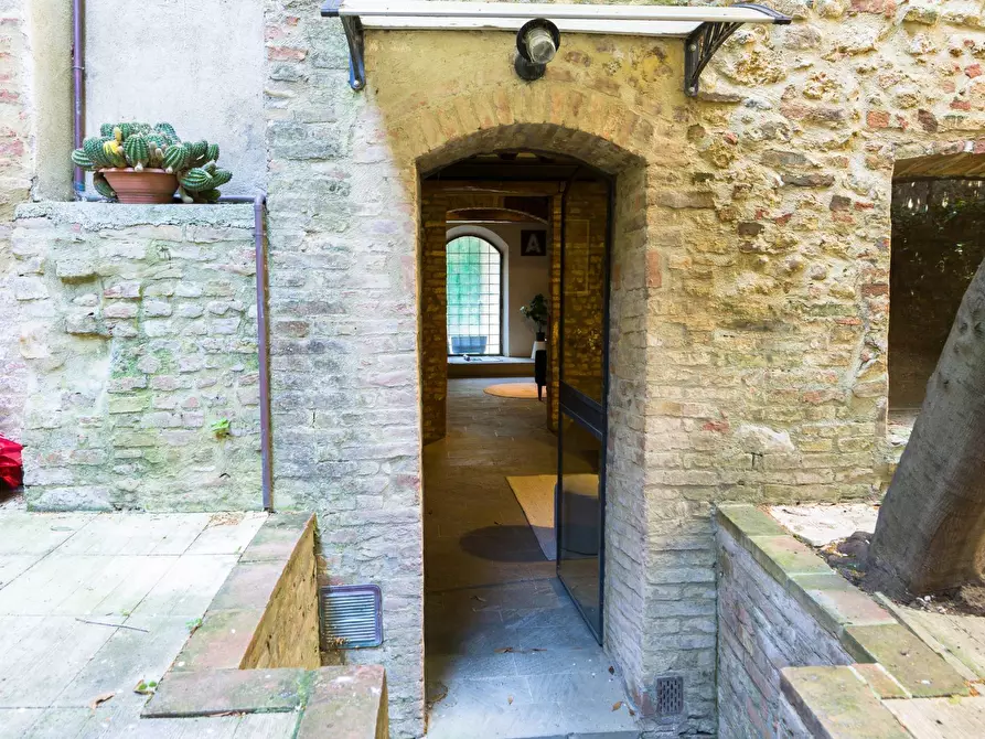 Immagine 17 di Casa indipendente in vendita  in vicolo del sambuco 16 a Siena