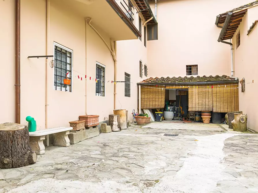 Immagine 68 di Villa in vendita  in Via Del Palazzo Dei Diavoli 67 a Firenze