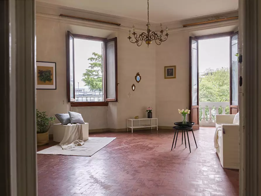 Immagine 5 di Appartamento in vendita  in viale redi 1 a Firenze