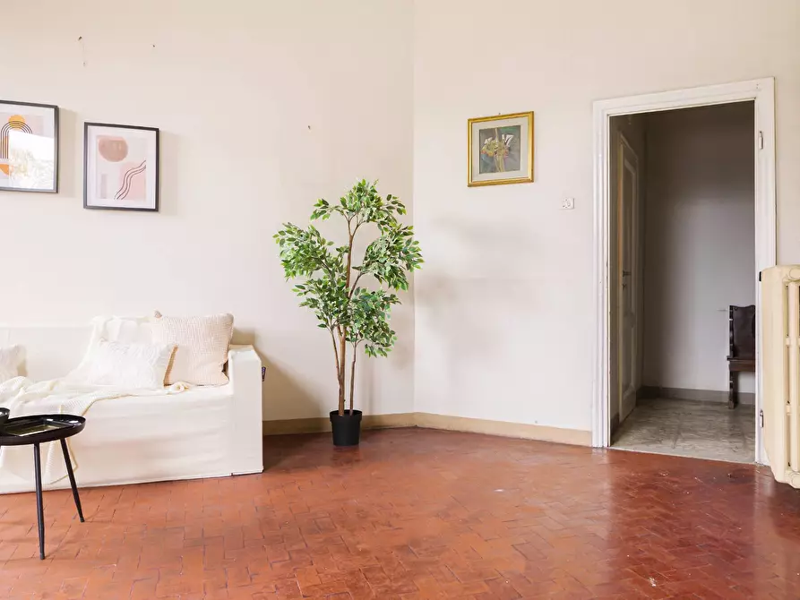 Immagine 10 di Appartamento in vendita  in viale redi 1 a Firenze