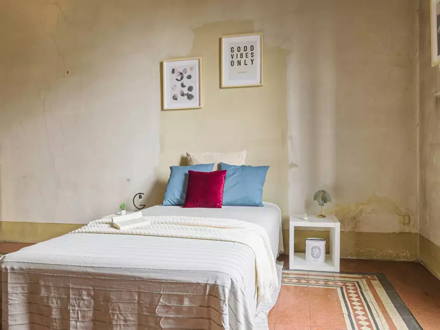 Immagine 21 di Appartamento in vendita  in viale redi 1 a Firenze