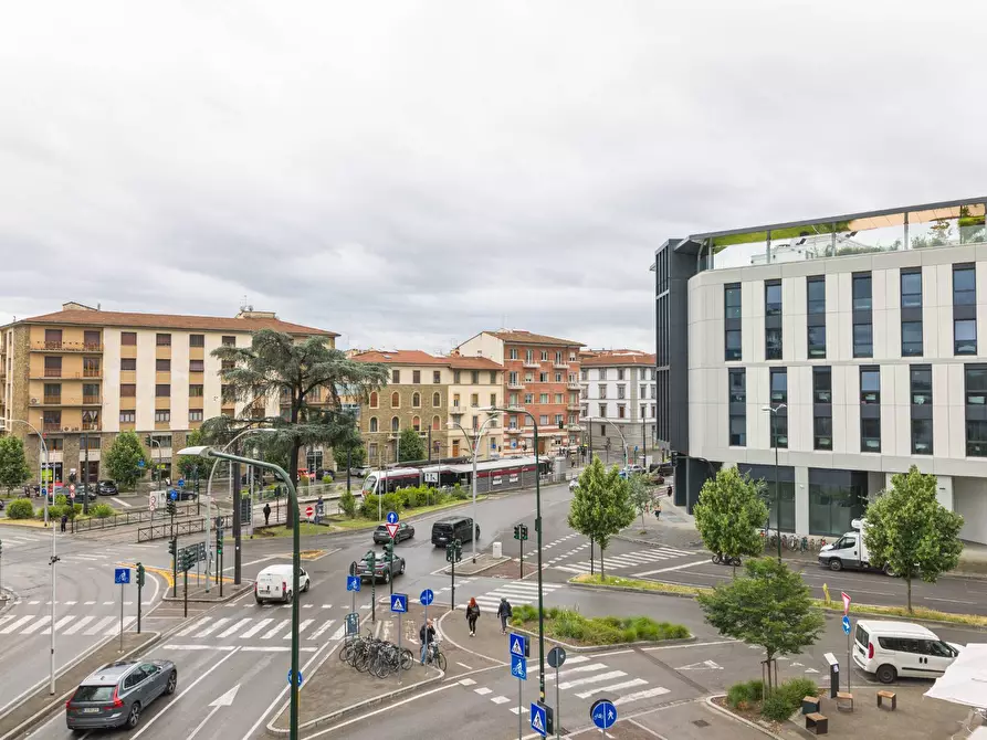 Immagine 7 di Appartamento in vendita  in viale redi 1 a Firenze