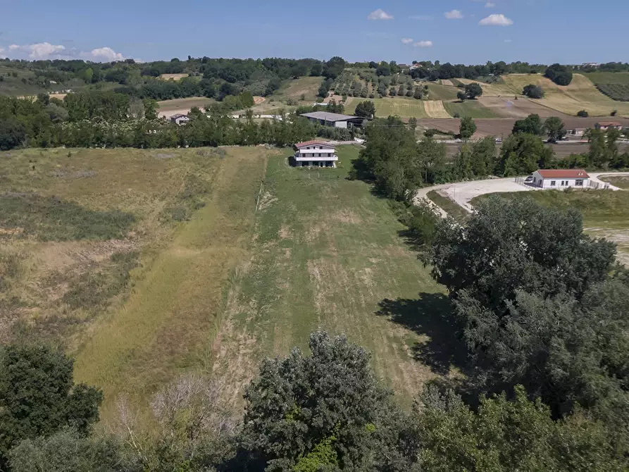 Immagine 14 di Villa in vendita  in VIA SIBILLA ALERAMO SN a Brittoli