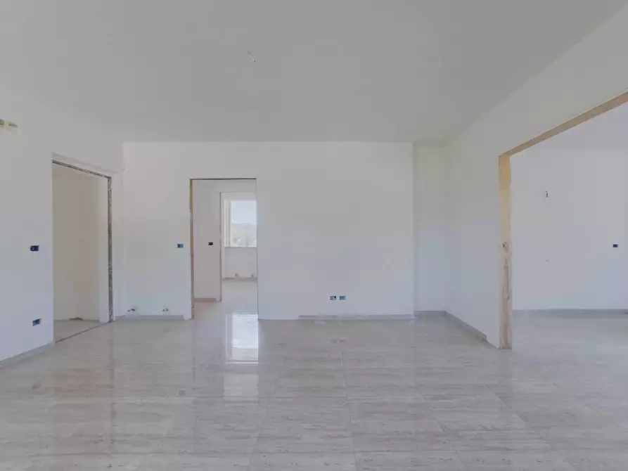 Immagine 16 di Villa in vendita  in VIA SIBILLA ALERAMO SN a Brittoli