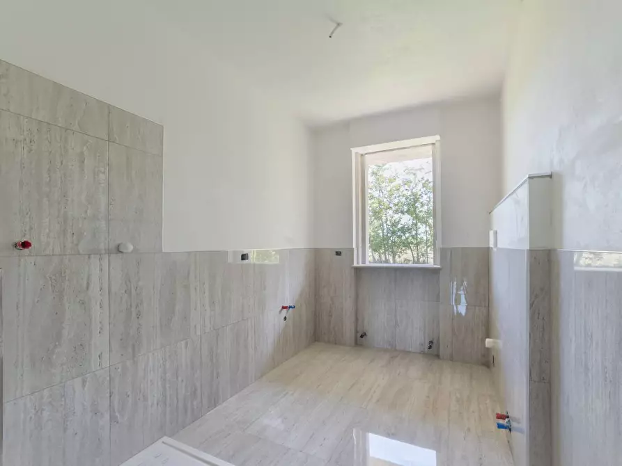 Immagine 27 di Villa in vendita  in VIA SIBILLA ALERAMO SN a Brittoli