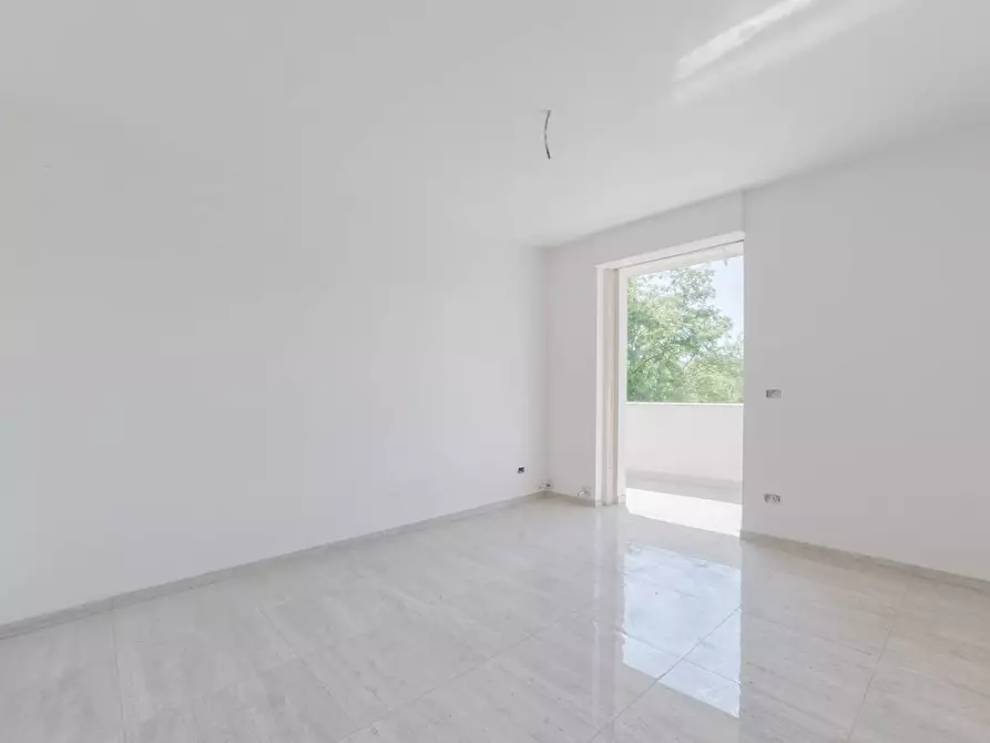 Immagine 32 di Villa in vendita  in VIA SIBILLA ALERAMO SN a Brittoli