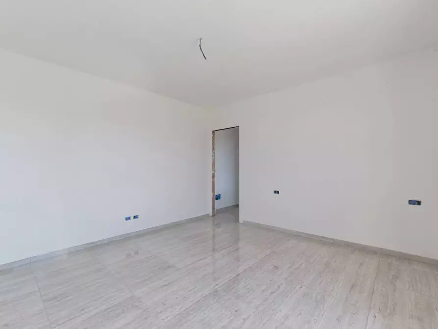 Immagine 42 di Villa in vendita  in VIA SIBILLA ALERAMO SN a Brittoli