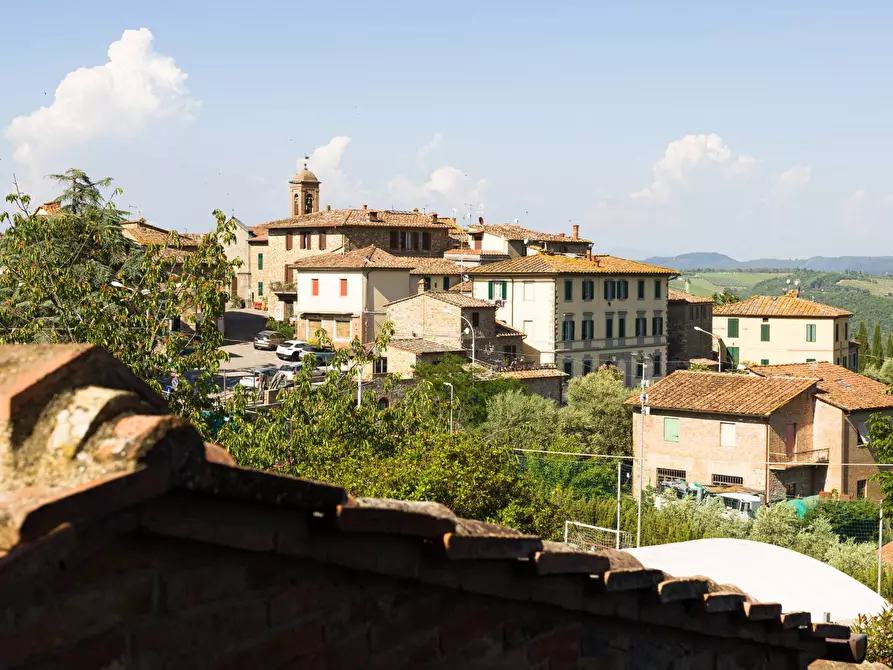 Immagine 21 di Appartamento in vendita  in via costa di casastrada 138 a Castelnuovo Berardenga