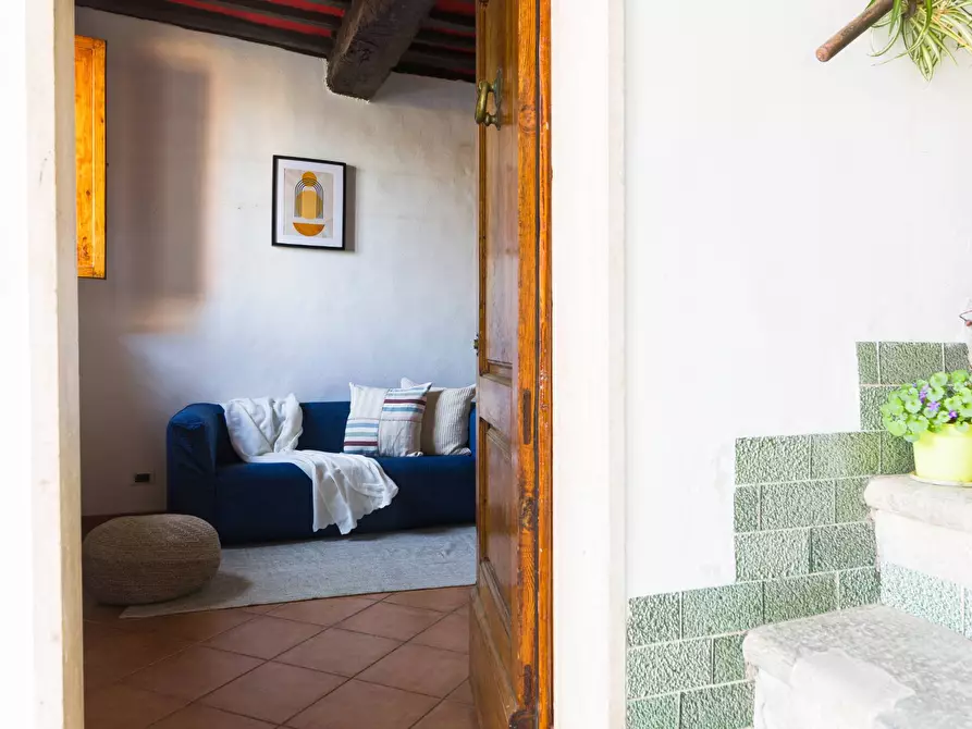 Immagine 2 di Appartamento in vendita  in via costa di casastrada 138 a Castelnuovo Berardenga