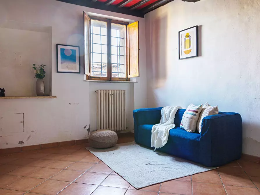 Immagine 5 di Appartamento in vendita  in via costa di casastrada 138 a Castelnuovo Berardenga