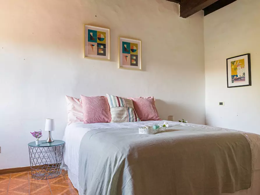 Immagine 10 di Appartamento in vendita  in via costa di casastrada 138 a Castelnuovo Berardenga