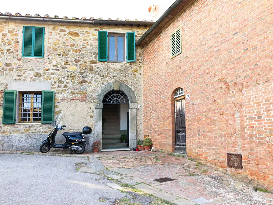 Immagine 29 di Appartamento in vendita  in via costa di casastrada 138 a Castelnuovo Berardenga