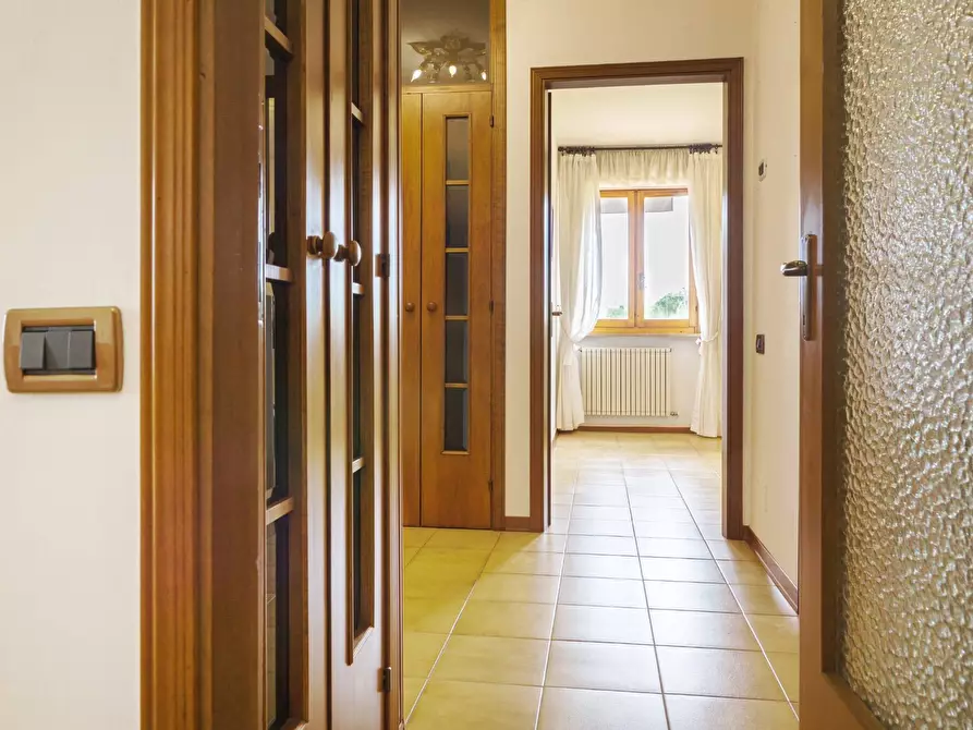 Immagine 16 di Appartamento in vendita  in Via Poggio Perini 3 a Sovicille