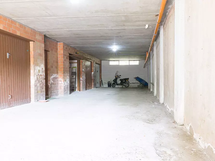 Immagine 40 di Appartamento in vendita  in Via Poggio Perini 3 a Sovicille