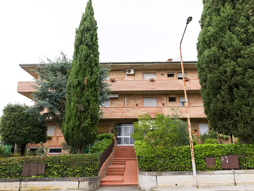 Immagine 39 di Appartamento in vendita  in Via Poggio Perini 3 a Sovicille