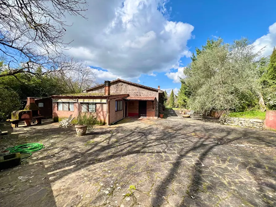 Immagine 2 di Villa in vendita  in strada di mocenni a Castelnuovo Berardenga