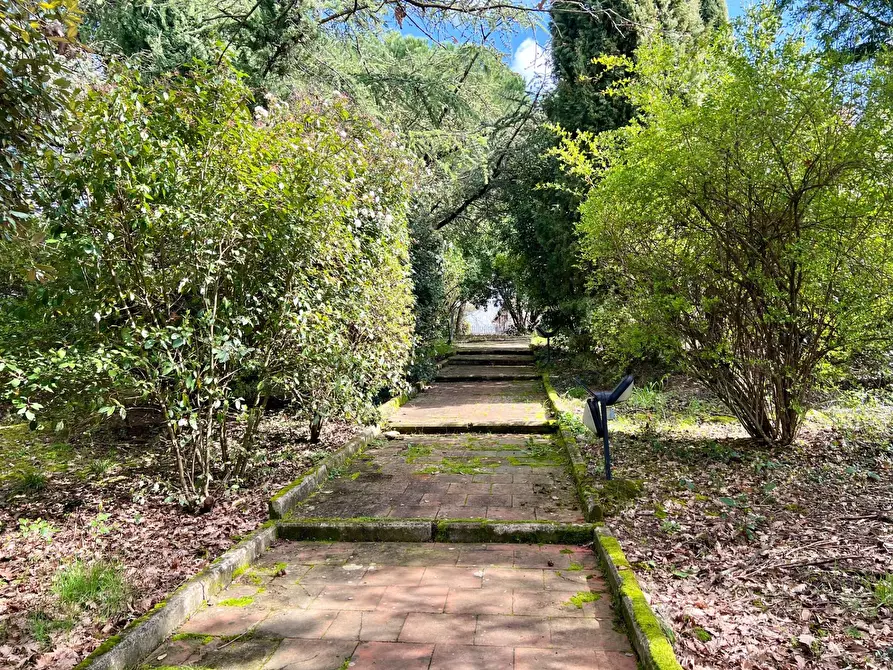 Immagine 17 di Villa in vendita  in strada di mocenni a Castelnuovo Berardenga