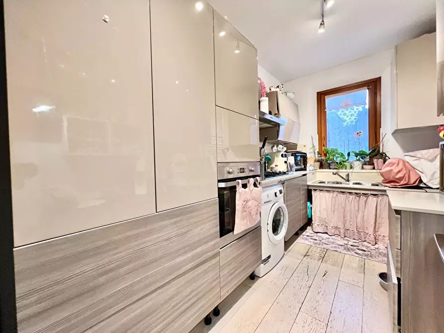 Immagine 19 di Appartamento in vendita  in via guido rossa a Castelnuovo Berardenga