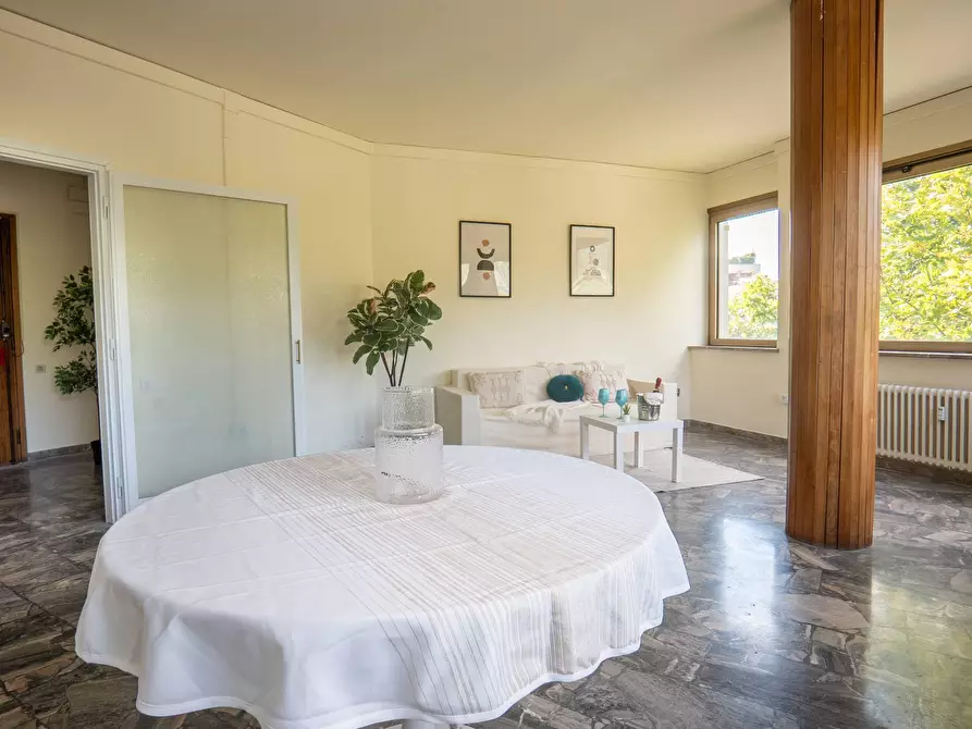Immagine 13 di Appartamento in vendita  in viale vittorio veneto 80 a Prato