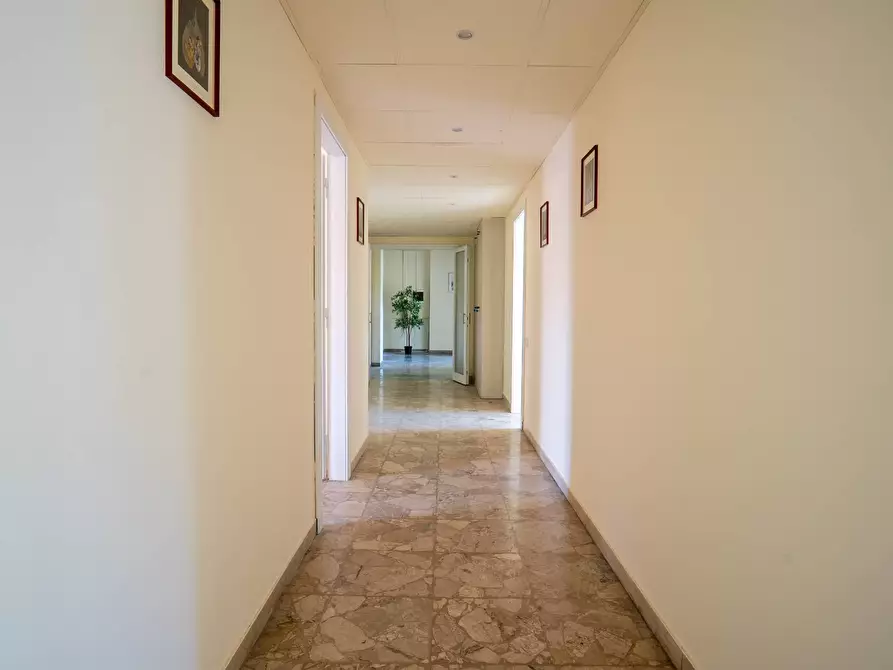 Immagine 21 di Appartamento in vendita  in viale vittorio veneto 80 a Prato