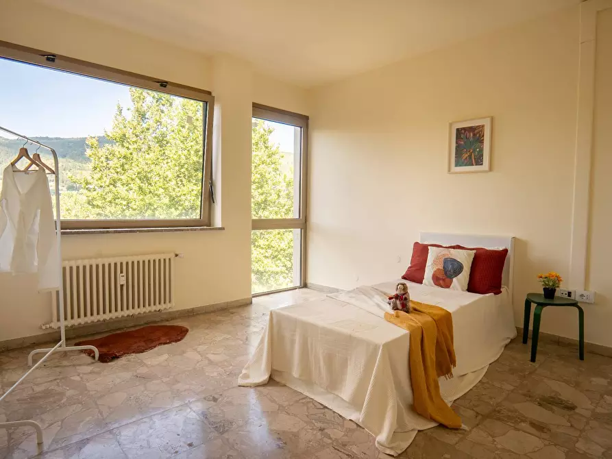 Immagine 22 di Appartamento in vendita  in viale vittorio veneto 80 a Prato