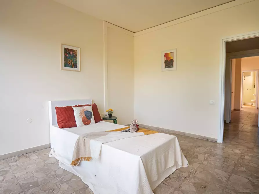 Immagine 27 di Appartamento in vendita  in viale vittorio veneto 80 a Prato