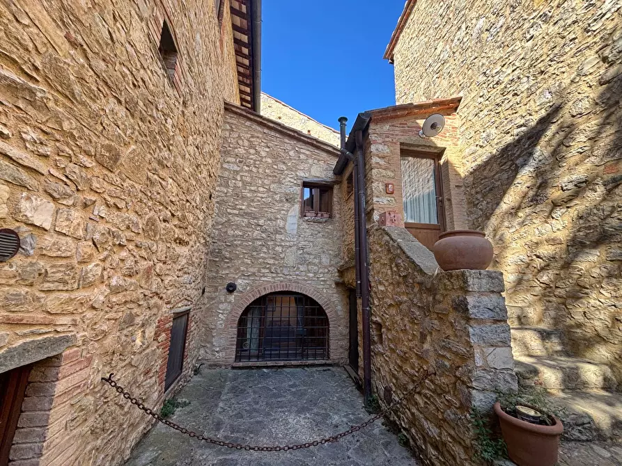 Immagine 20 di Appartamento in vendita  in Località Galenda 16 a Gaiole In Chianti