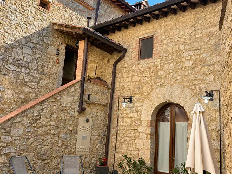 Immagine 1 di Appartamento in vendita  in Località Galenda 16 a Gaiole In Chianti